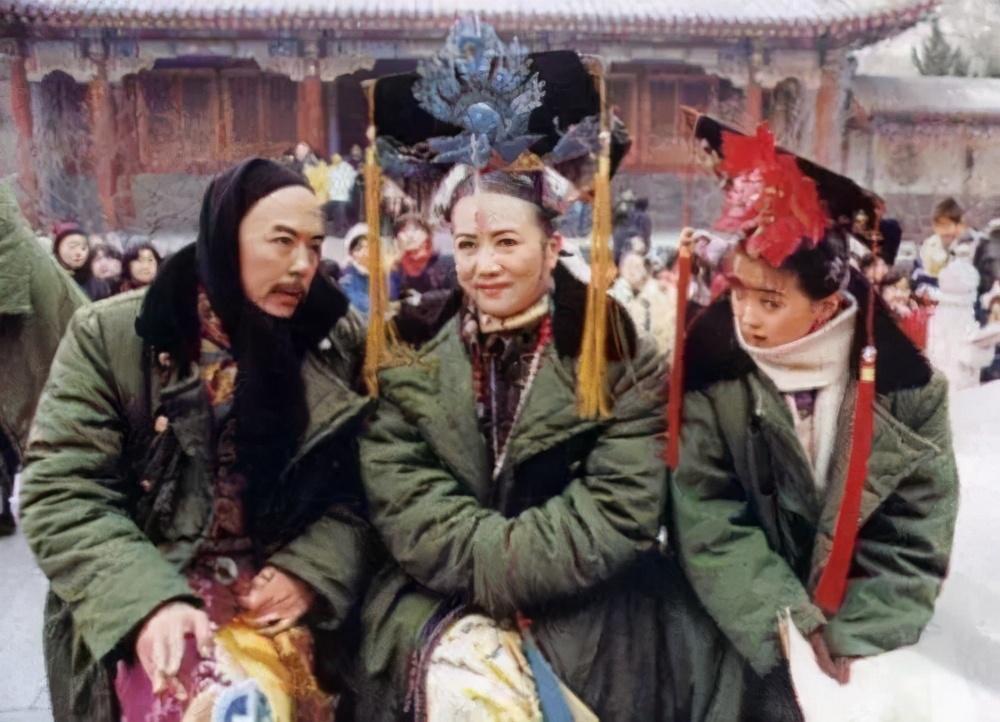 励志之路，雪电视剧中的学习变化与自信成就之路