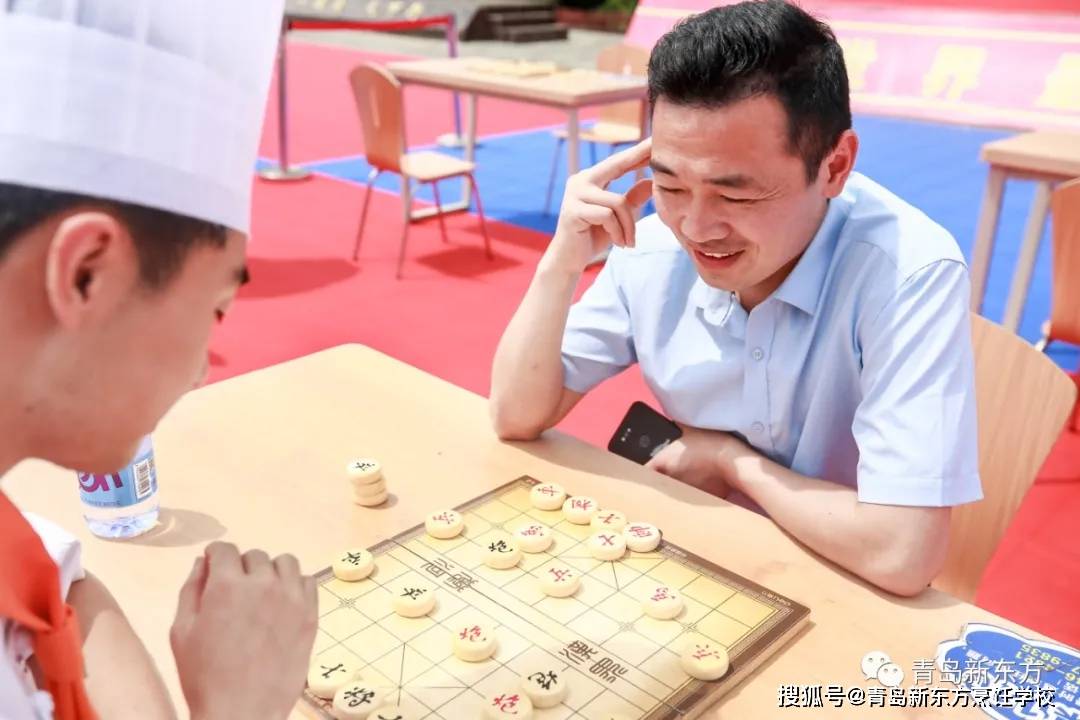青岛象棋比赛，棋盘上的励志人生之旅