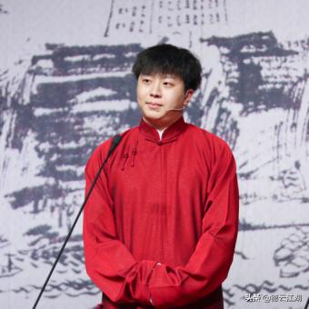 李丁董建春最新相声，小巷深处的味觉盛宴